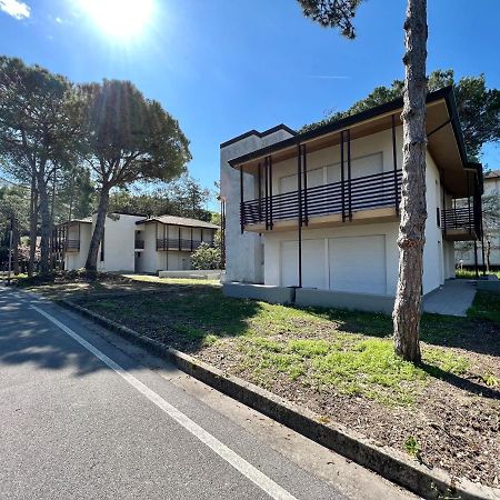 Prassitele Apartments Lignano Sabbiadoro Dış mekan fotoğraf