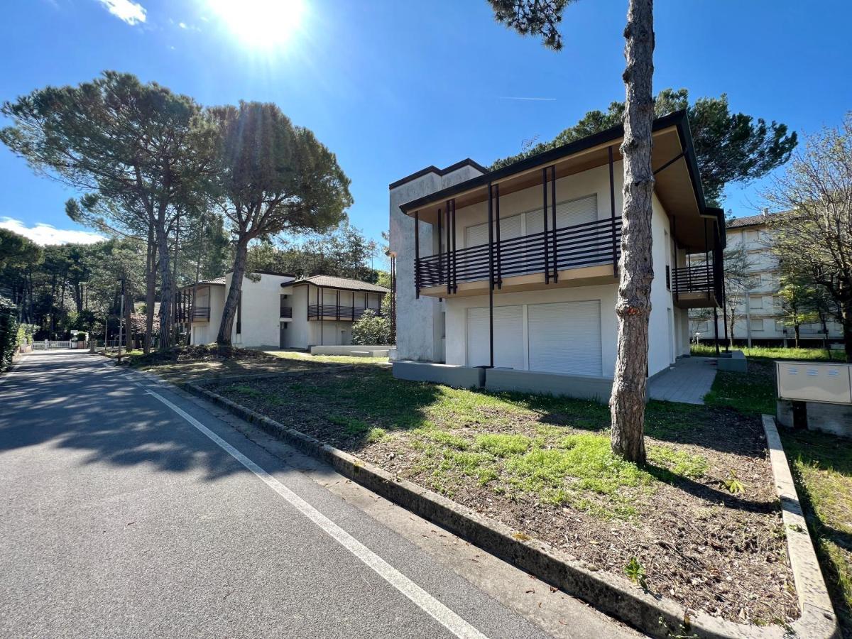 Prassitele Apartments Lignano Sabbiadoro Dış mekan fotoğraf